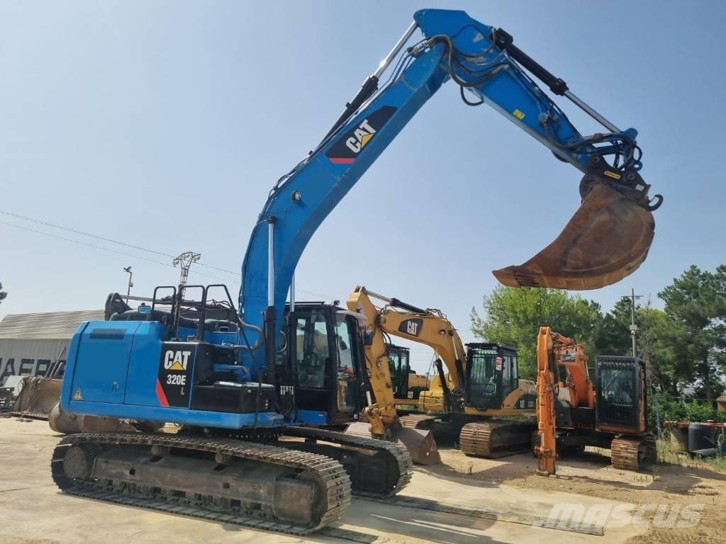 CAT 320 EL GPS 2D Paletli ekskavatörler