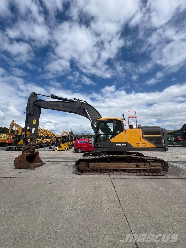 Volvo EC 300 EL Paletli ekskavatörler