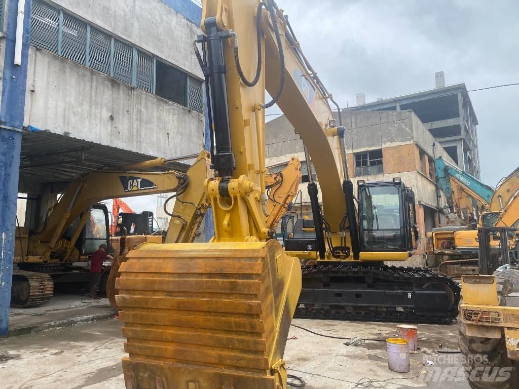 CAT 336 D Paletli ekskavatörler