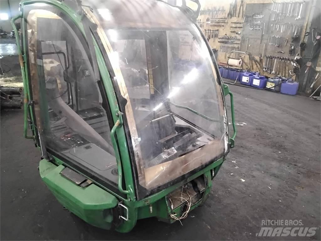 John Deere 1270E Kabin