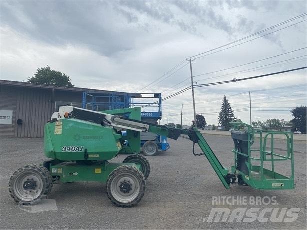 JLG 340 AJ Körüklü personel platformları