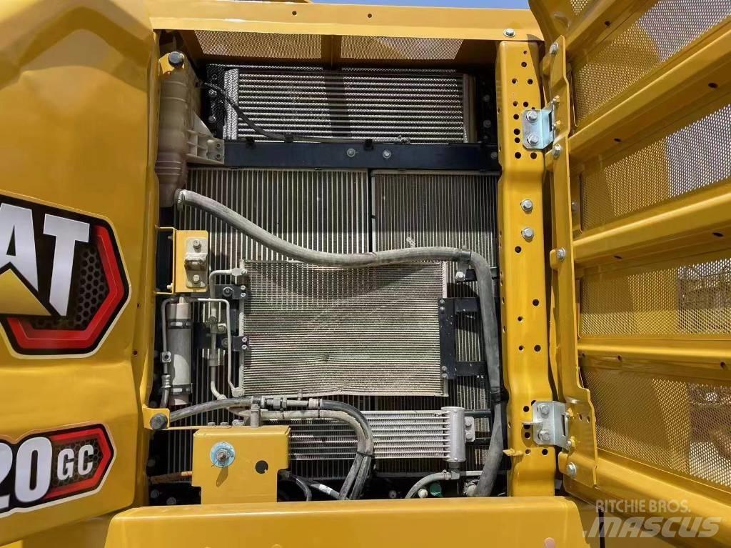 CAT 320GC Paletli ekskavatörler