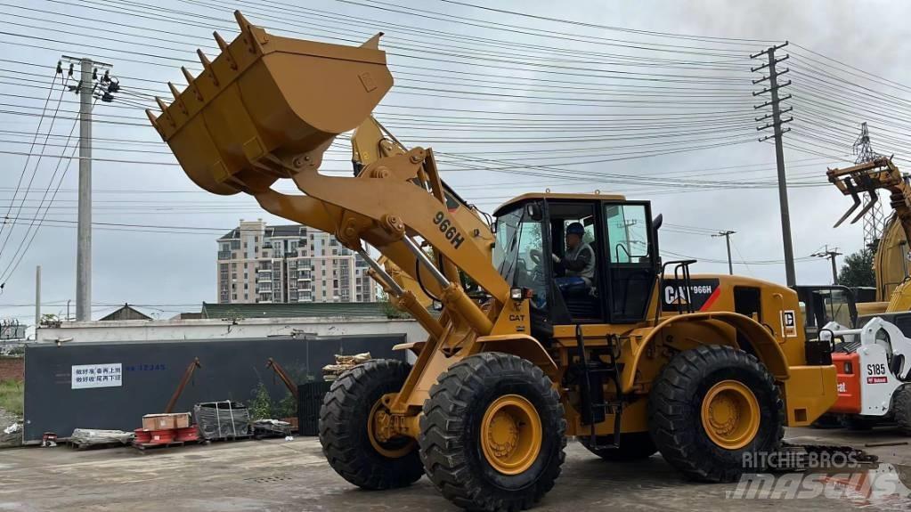 CAT 966 Tekerlekli yükleyiciler