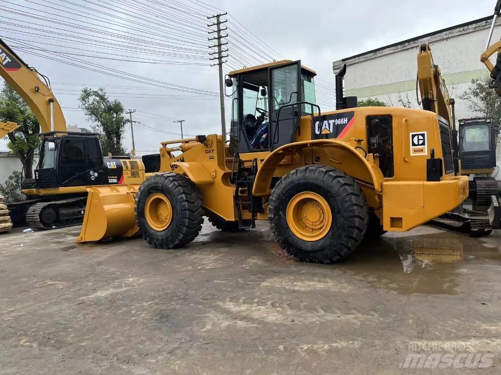 CAT 966 Tekerlekli yükleyiciler