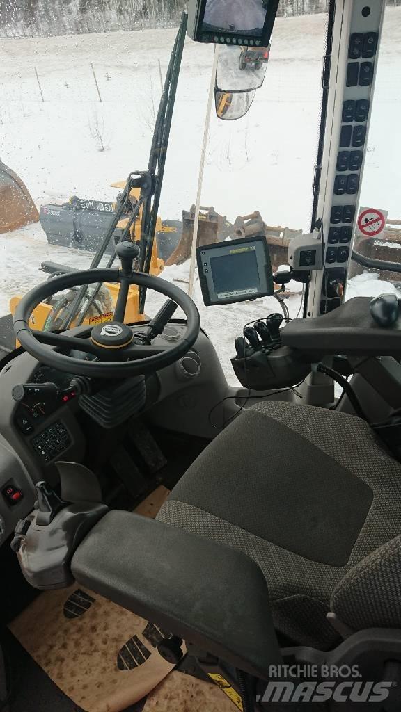 Volvo L120H, UTHYRES Tekerlekli yükleyiciler