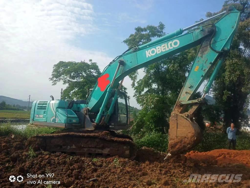 Kobelco SK 210 Paletli ekskavatörler