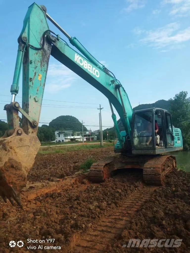 Kobelco SK 210 Paletli ekskavatörler