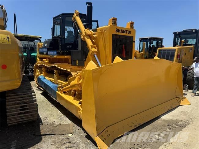 Shantui SD 32 Paletli dozerler