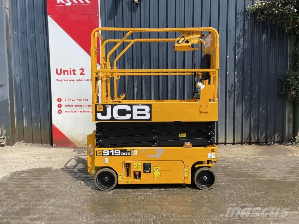 JCB S 1930 E Makasli platformlar