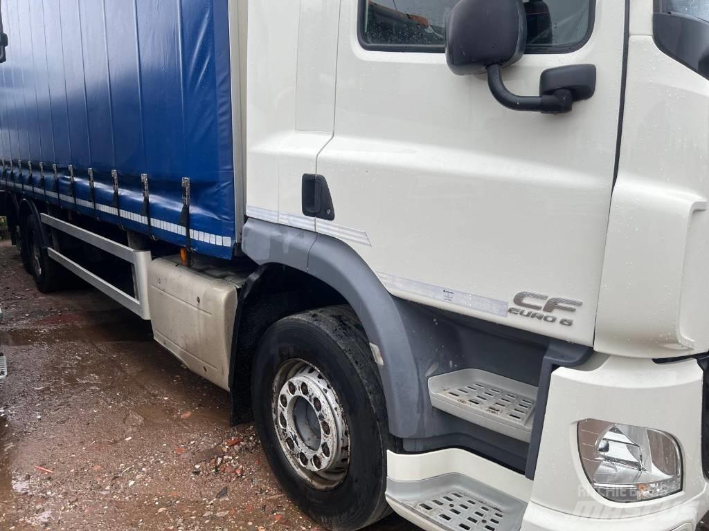 DAF CF 330 Kayar tenteli kamyonlar