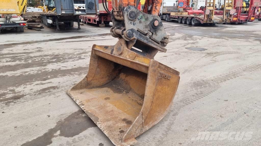 Hitachi ZX 210 LC-6 Paletli ekskavatörler