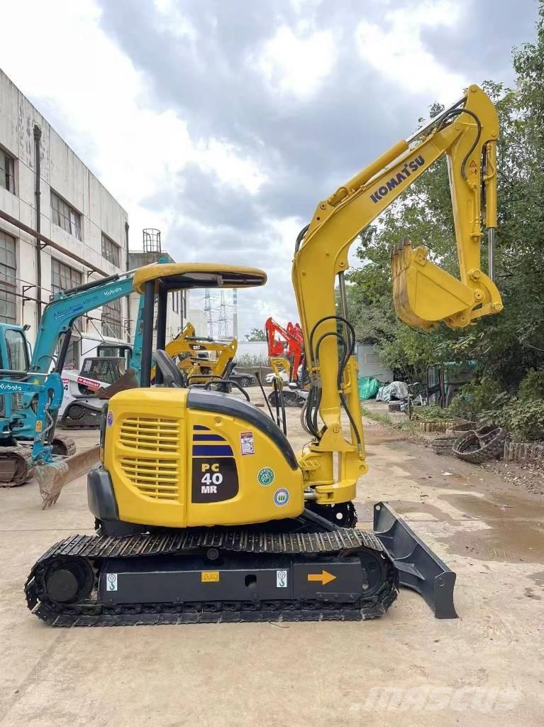 Komatsu PC 40 MR Mini ekskavatörler, 7 tona dek