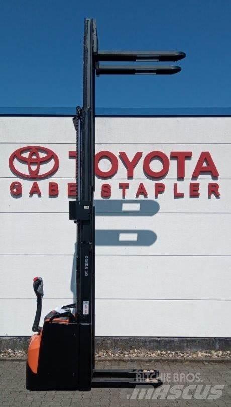 Toyota SWE160L Yaya kumandali istif makinasi