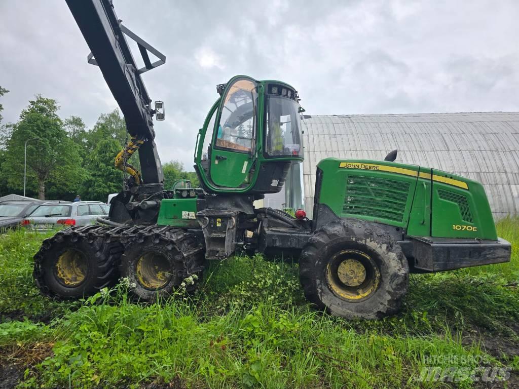 John Deere 1070 E Biçerdöverler