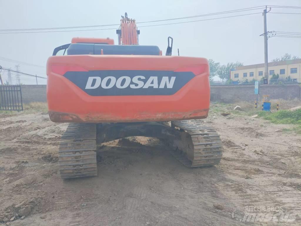 Doosan DX225LC-9C Paletli ekskavatörler