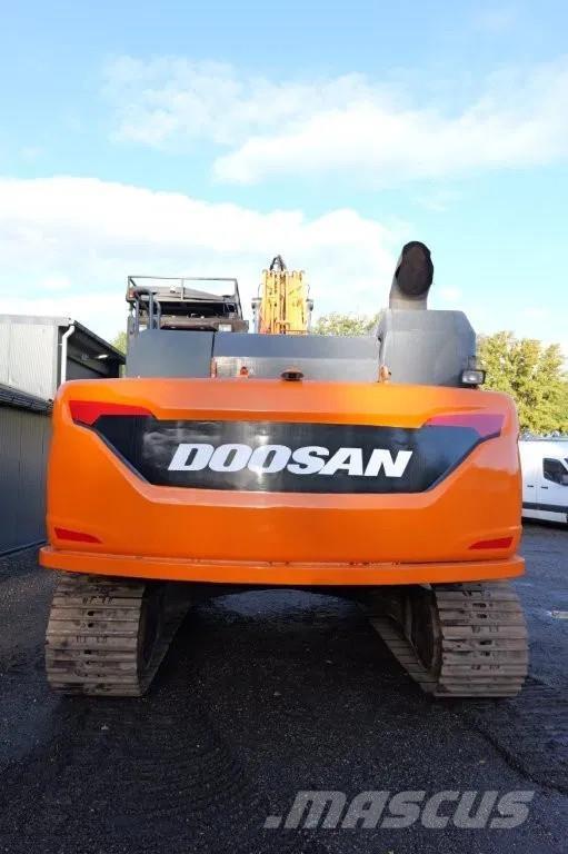 Doosan DX300LC Paletli ekskavatörler