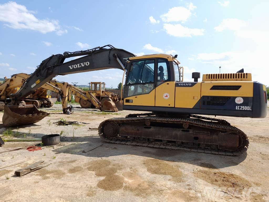 Volvo EC 250 D L Paletli ekskavatörler