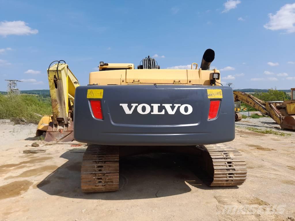 Volvo EC 250 D L Paletli ekskavatörler