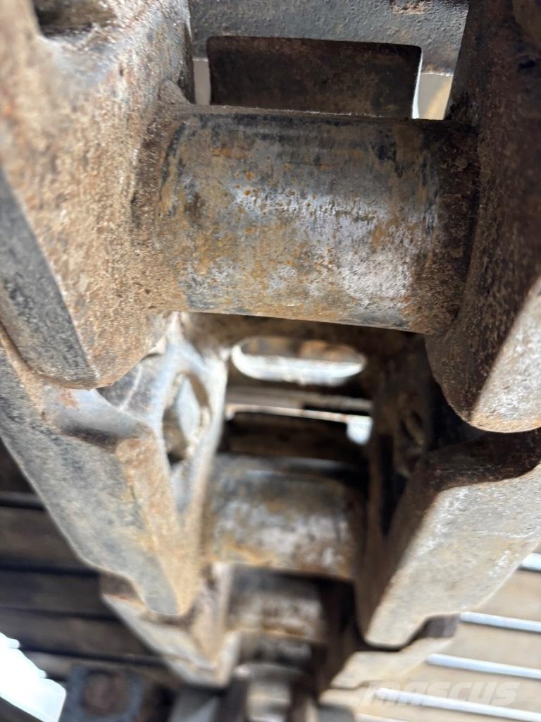 Volvo EC 210 B LC Paletli ekskavatörler