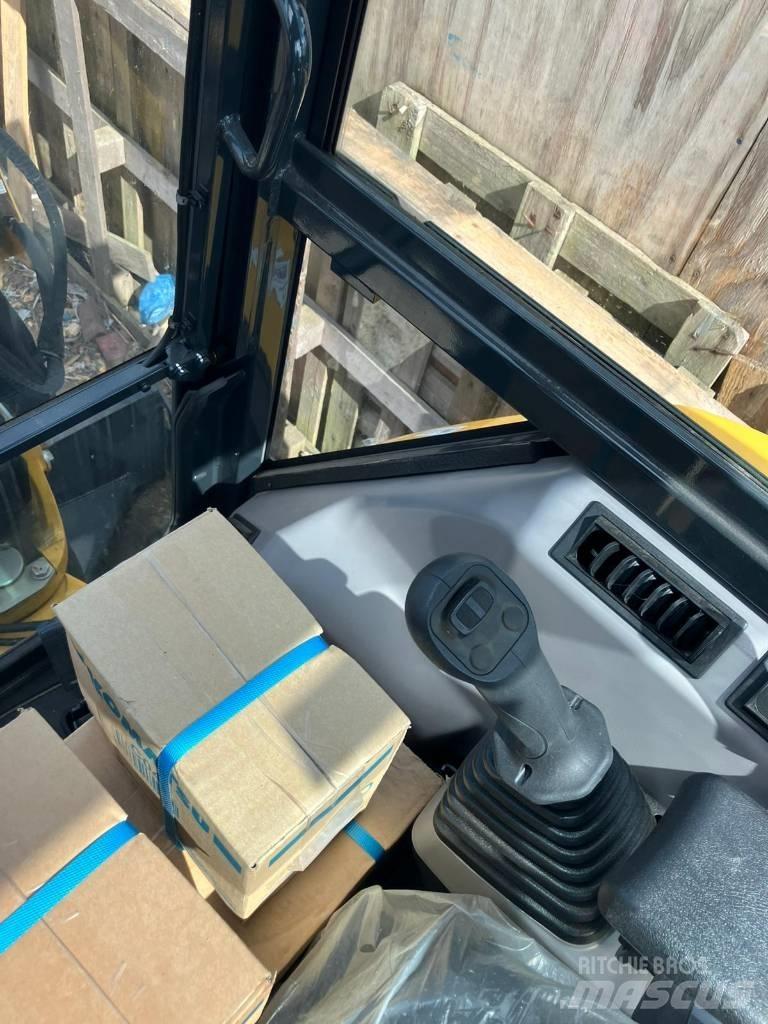 Komatsu PC 26 MR Mini ekskavatörler, 7 tona dek