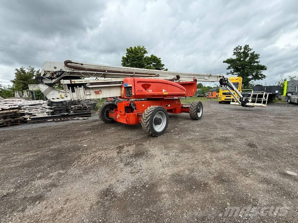 JLG 1250 AJP Körüklü personel platformları