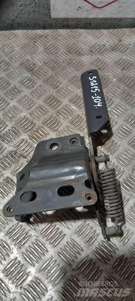 Scania R440  1785546 Kabinler