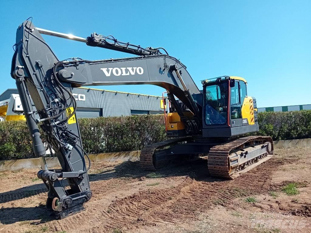 Volvo ECR 355 E Paletli ekskavatörler