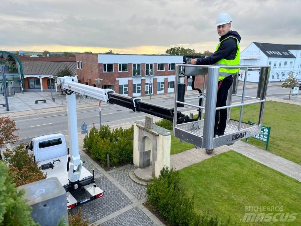 VERSALIFT VTX-240 G3 Araç üstü platformlar