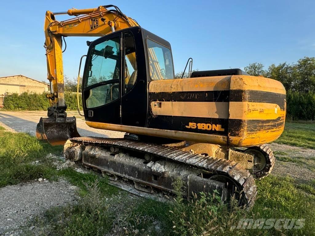 JCB JS 180 Paletli ekskavatörler