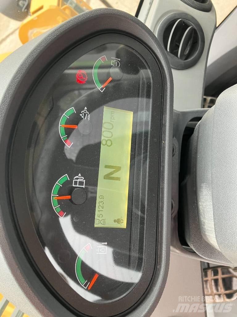 CAT 938M Tekerlekli yükleyiciler