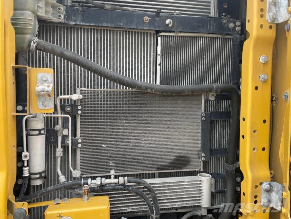 CAT 320 Paletli ekskavatörler