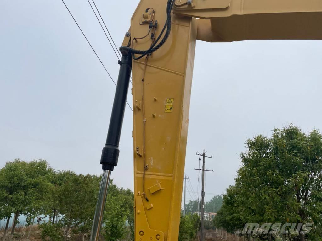 CAT 320 Paletli ekskavatörler