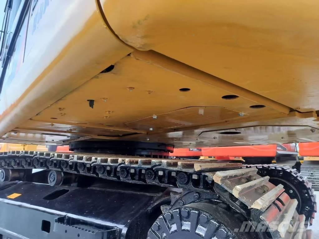 CAT 320 D2 Paletli ekskavatörler
