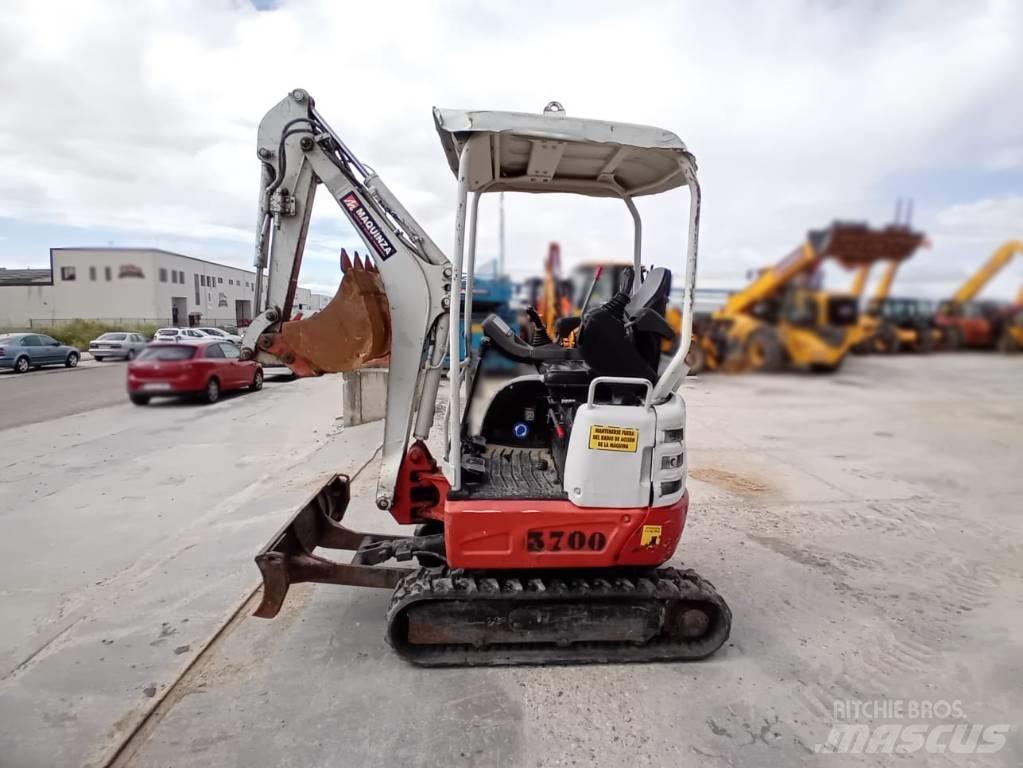 Takeuchi TB 215 R Mini ekskavatörler, 7 tona dek