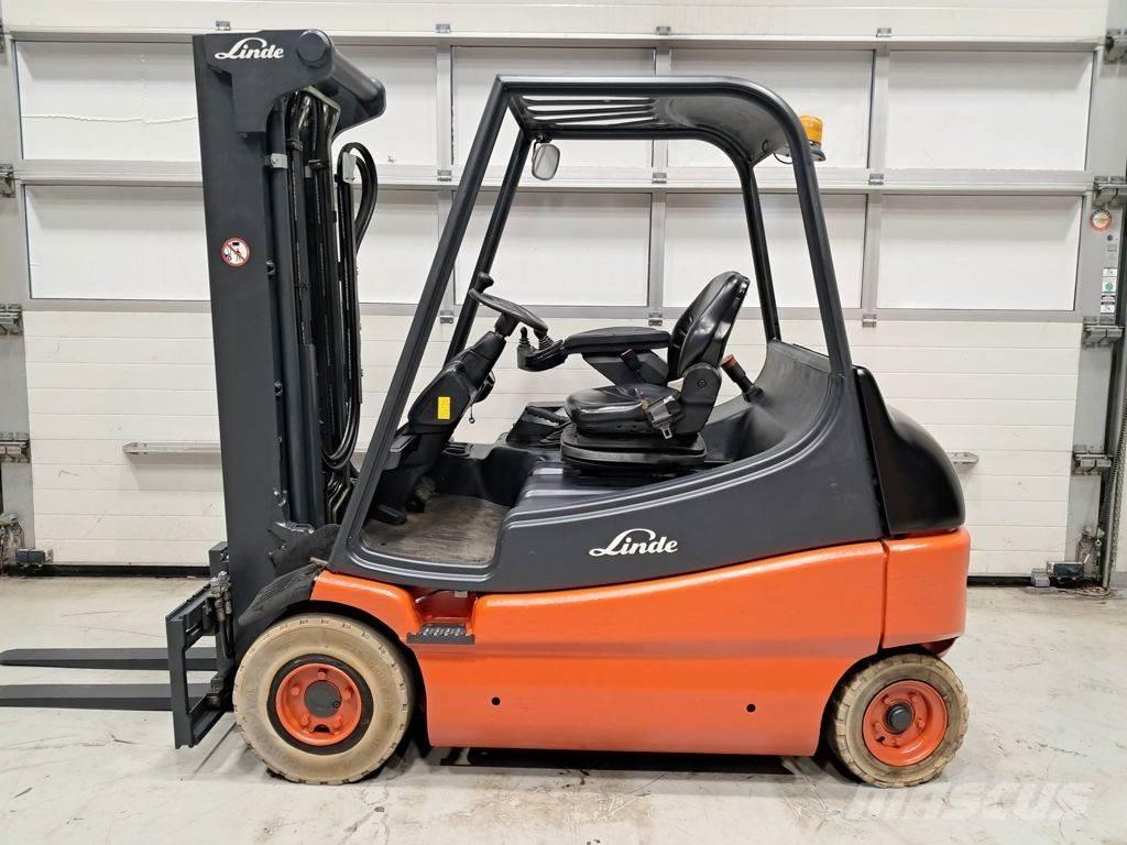 Linde E25/02 Elektrikli forkliftler
