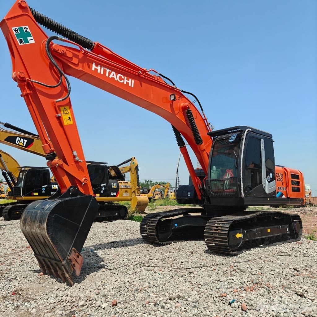 Hitachi 200-3 Paletli ekskavatörler