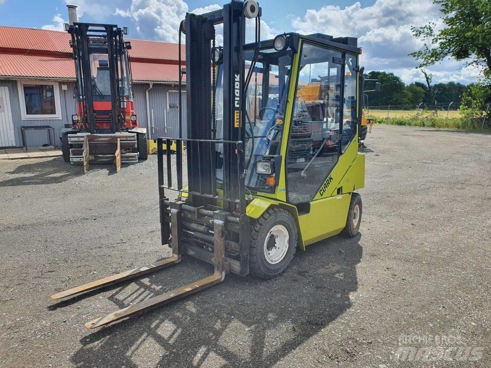 Clark GPM 20 LPG'li forkliftler