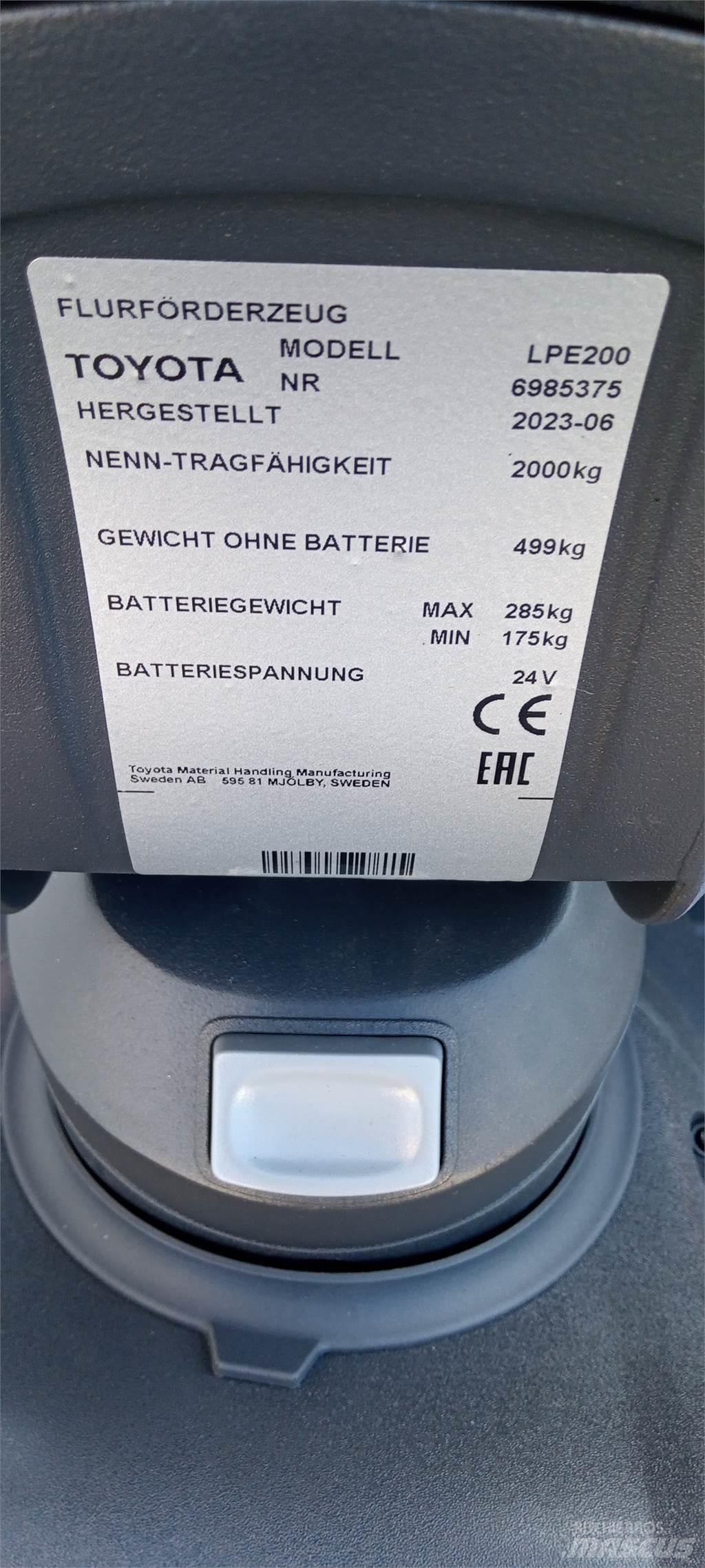 Toyota LPE200 Düsük seviye kaldirici