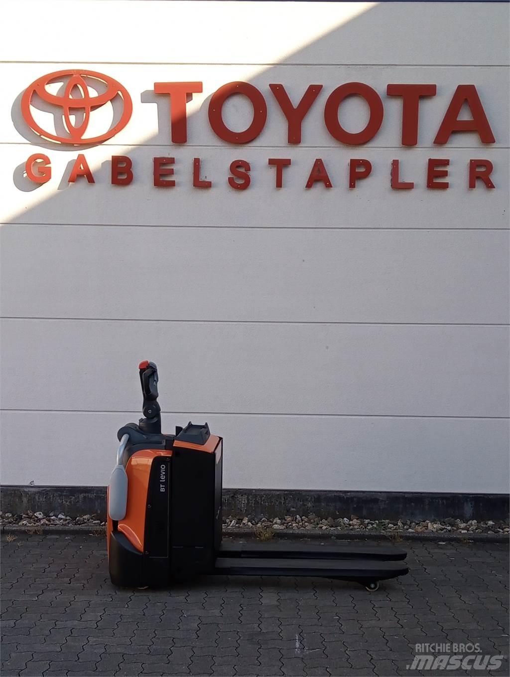 Toyota LPE200 Düsük seviye kaldirici