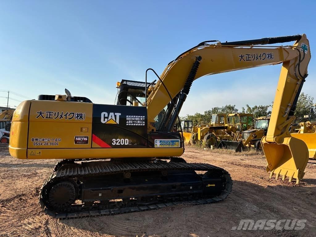 CAT 320 D L Paletli ekskavatörler