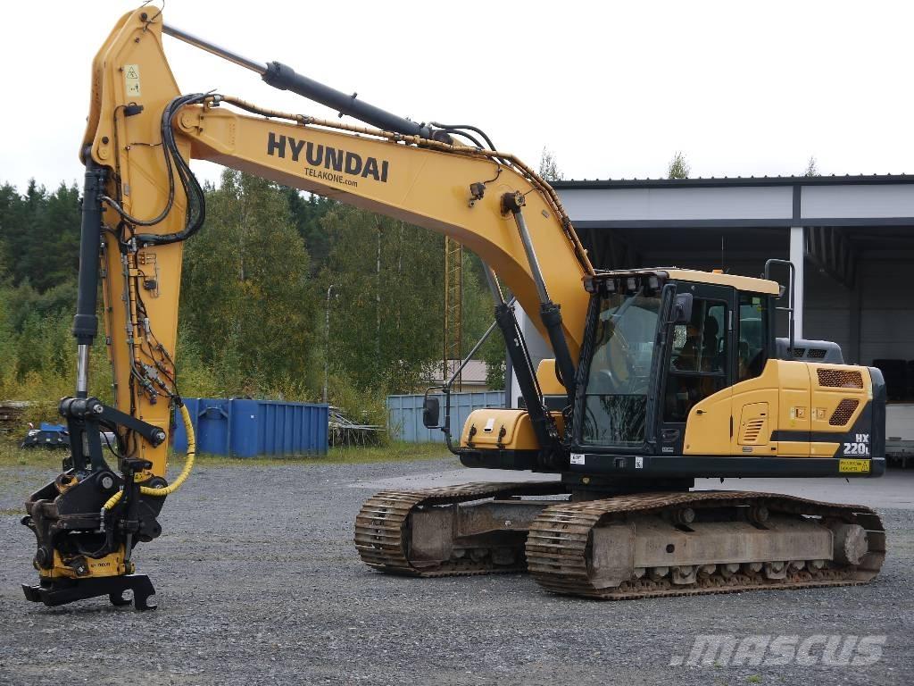 Hyundai HX 220 L Paletli ekskavatörler