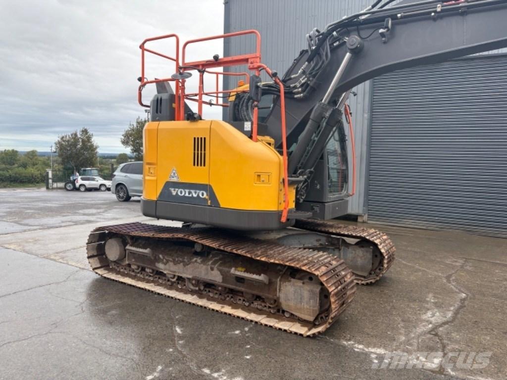 Volvo ECR 145 EL Paletli ekskavatörler