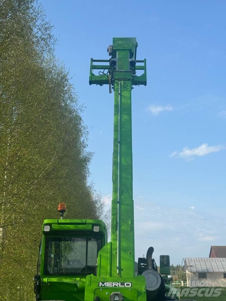 Merlo TF 50.8 T CS Tarimsal teleskopik yükleyiciler