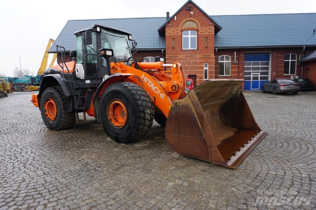 Hitachi ZW 220-5 B Tekerlekli yükleyiciler