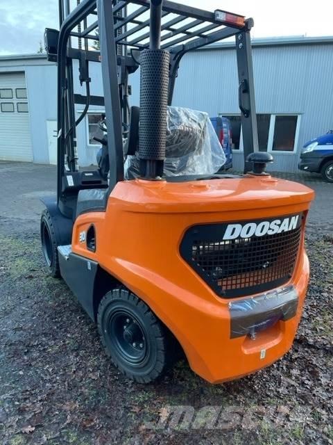Doosan D30NXS Dizel forkliftler