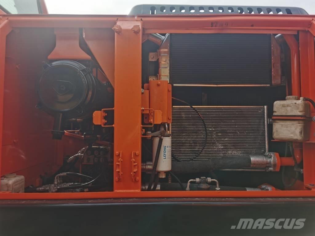 Doosan DX225LC-9C Paletli ekskavatörler