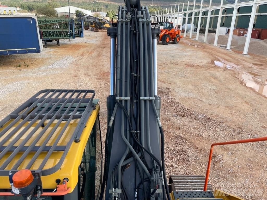 Volvo EC 300 EL Paletli ekskavatörler
