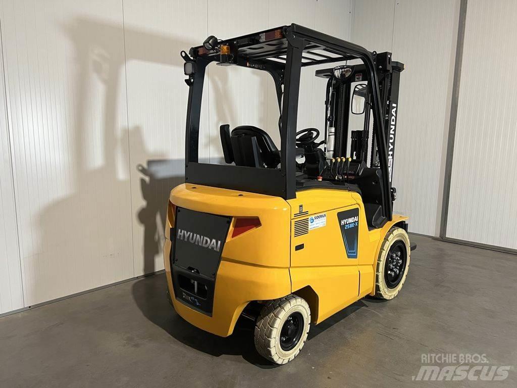 Hyundai 25BE-X Elektrikli forkliftler