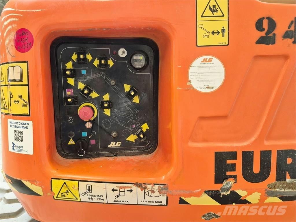 JLG E600JP Körüklü personel platformları
