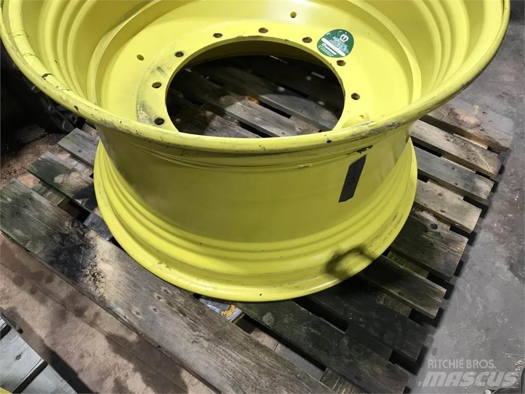 John Deere 20x34 Tekerlekler